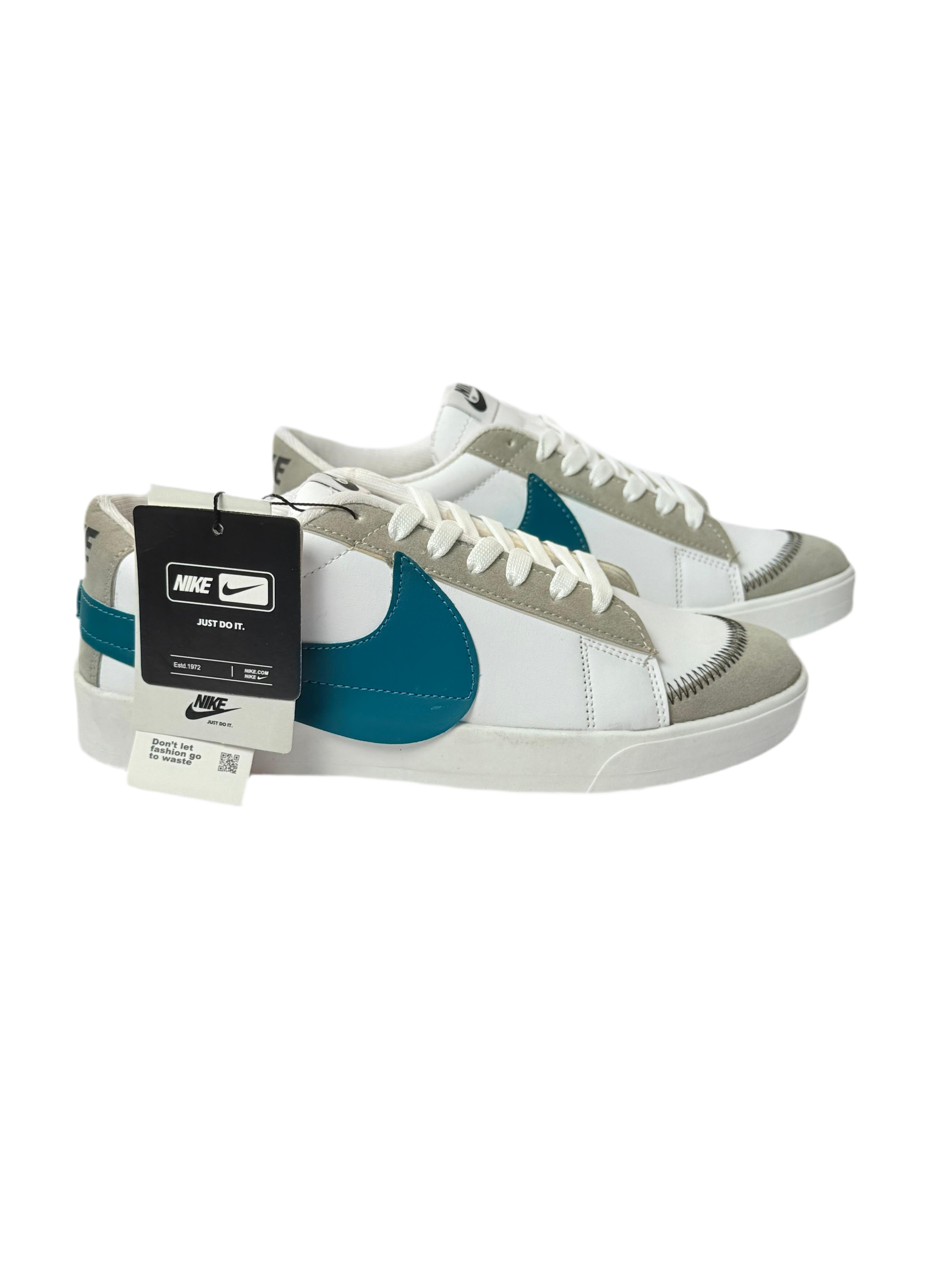 Nike Blazer Low ’77 Jumbo Summit White Suede Trail