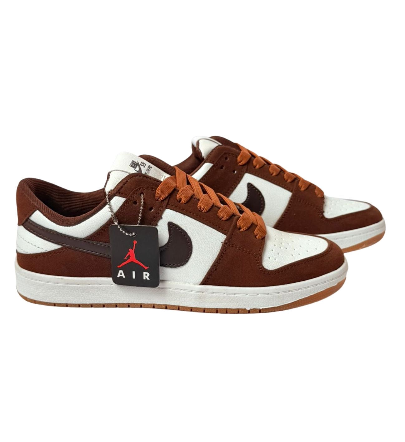 Nike SB Dunk Low Pro- Brown/White/Gum