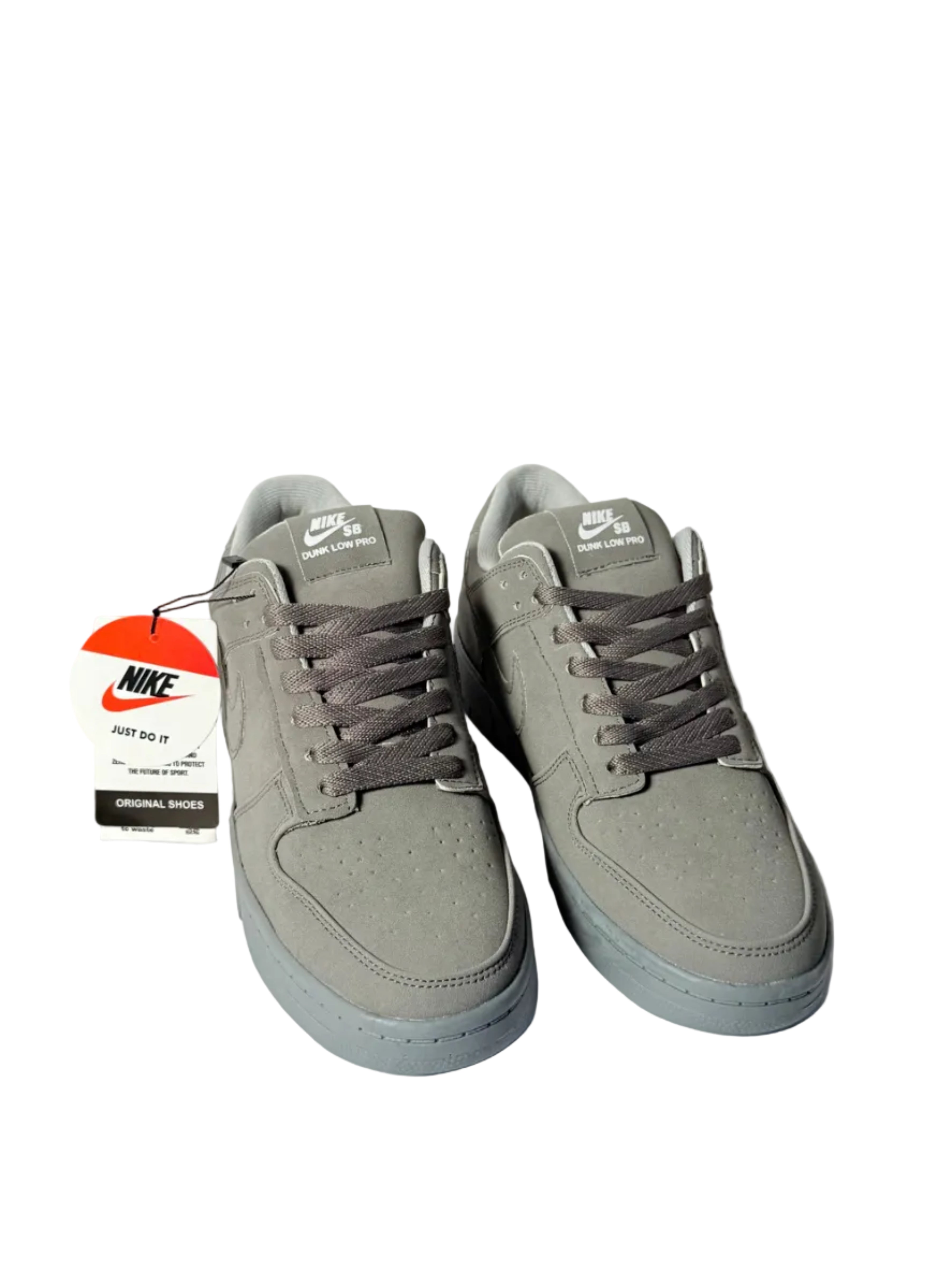 Nike SB Dunk Low x Supreme "Wolf Grey"