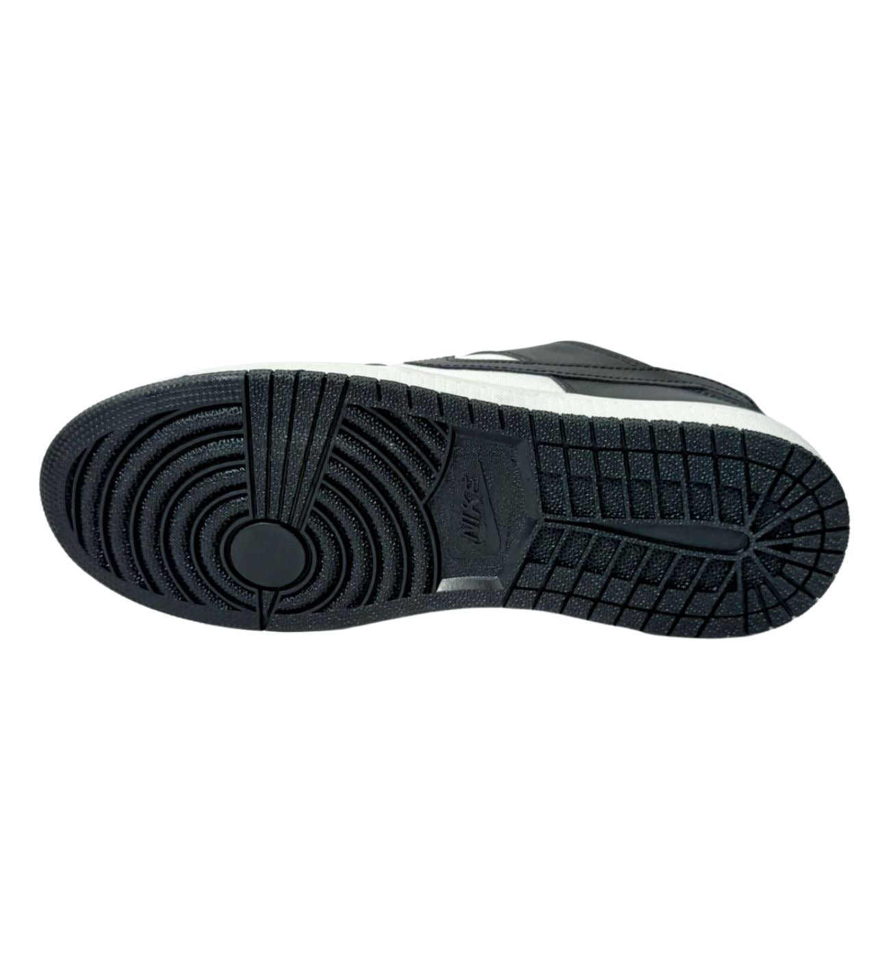 Nike Dunk Low-Panda. “Women”