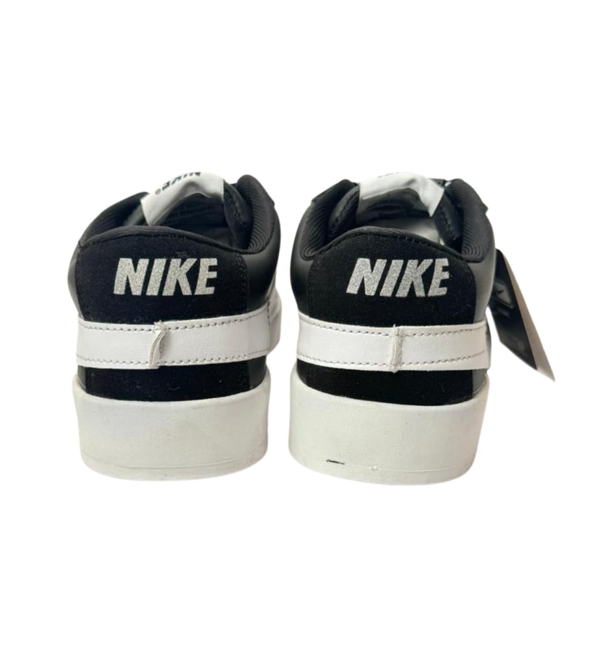 Blazer Low ’77 Jumbo Black/White - Black - Team Orange