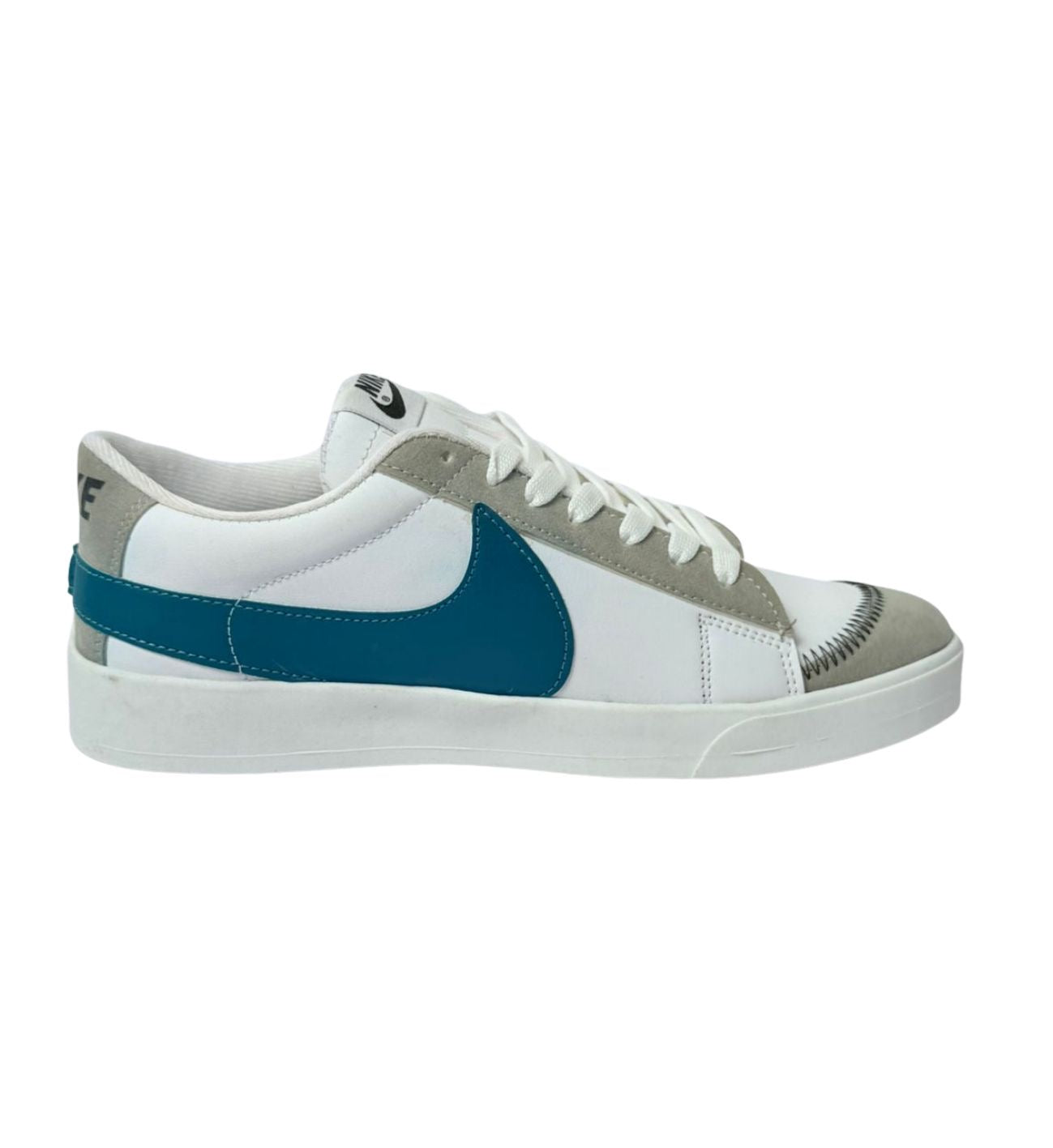 Nike Blazer Low ’77 Jumbo Summit White Suede Trail