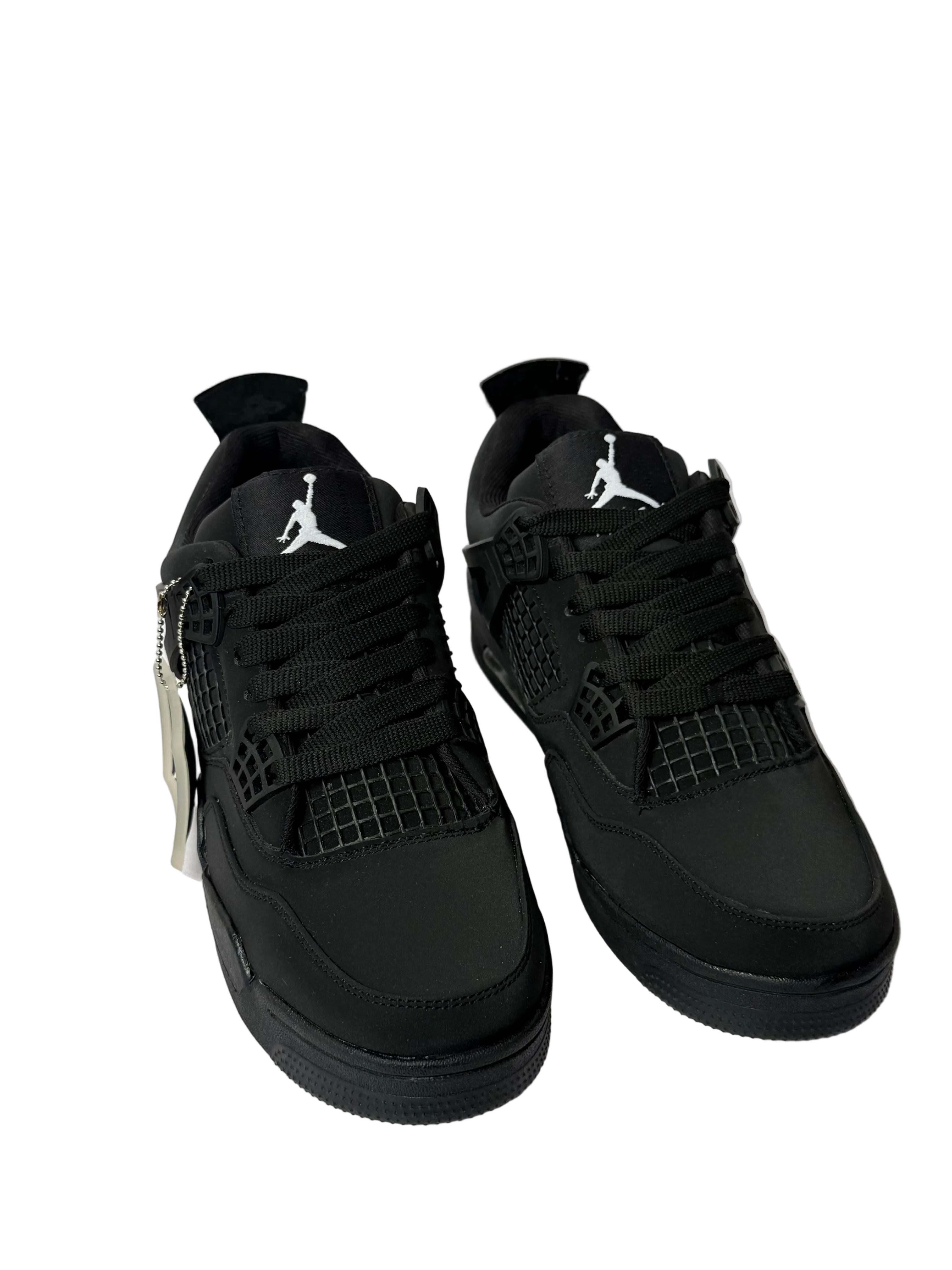 Air Jordan 4 Retro “Black cat”